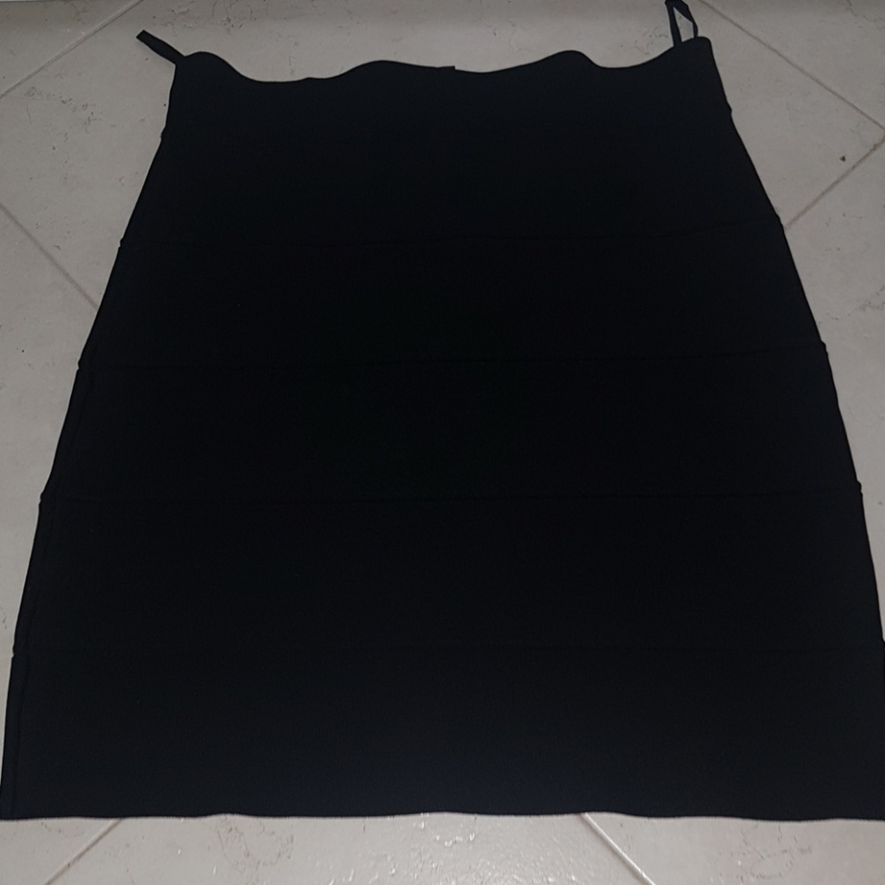 Bcbg Maxazria Power skirt
